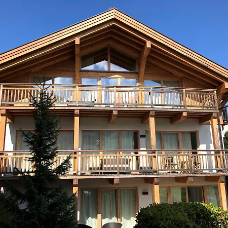 Chalet Bergzeit Seefeld in Tirol